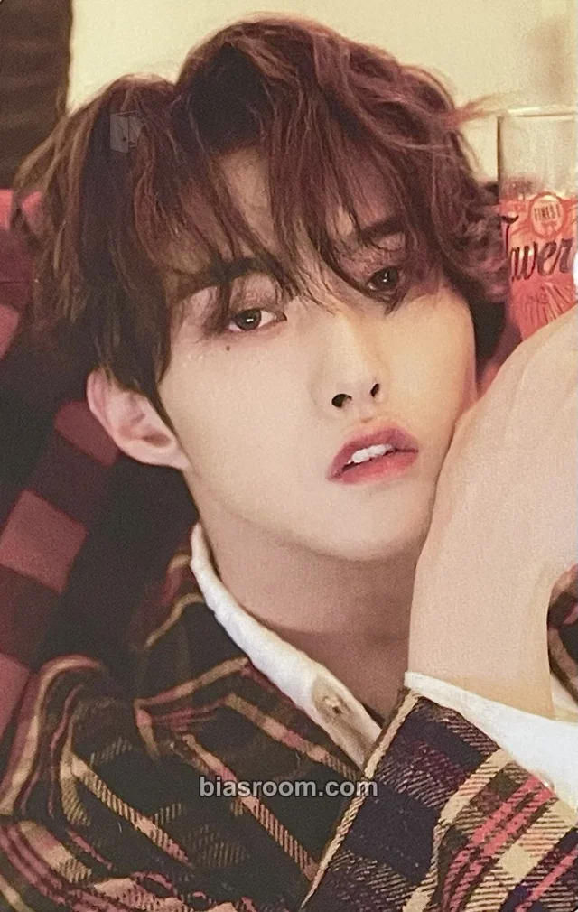 PENTAGON - Yeo One - 4th Official Fanclub Other photocard set kit inclusion season's greetings