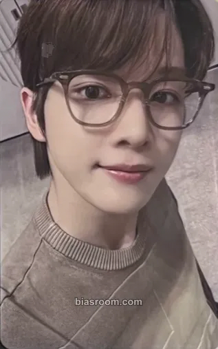 Sungchan Lucky Photocard - RIIZE - RIIZE K-pop photocard