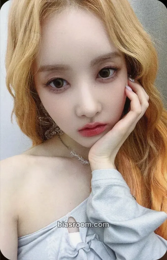 Sieun LIT Photocard - STAYC - STAYC K-pop photocard
