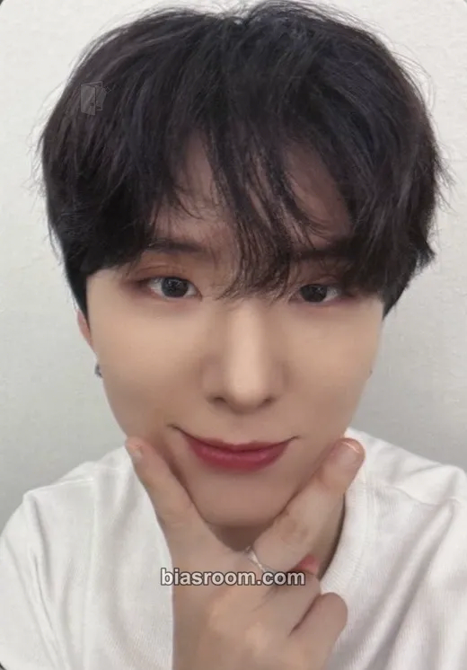 Kihyun THE X Photocard - MONSTA X - MONSTA X K-pop photocard
