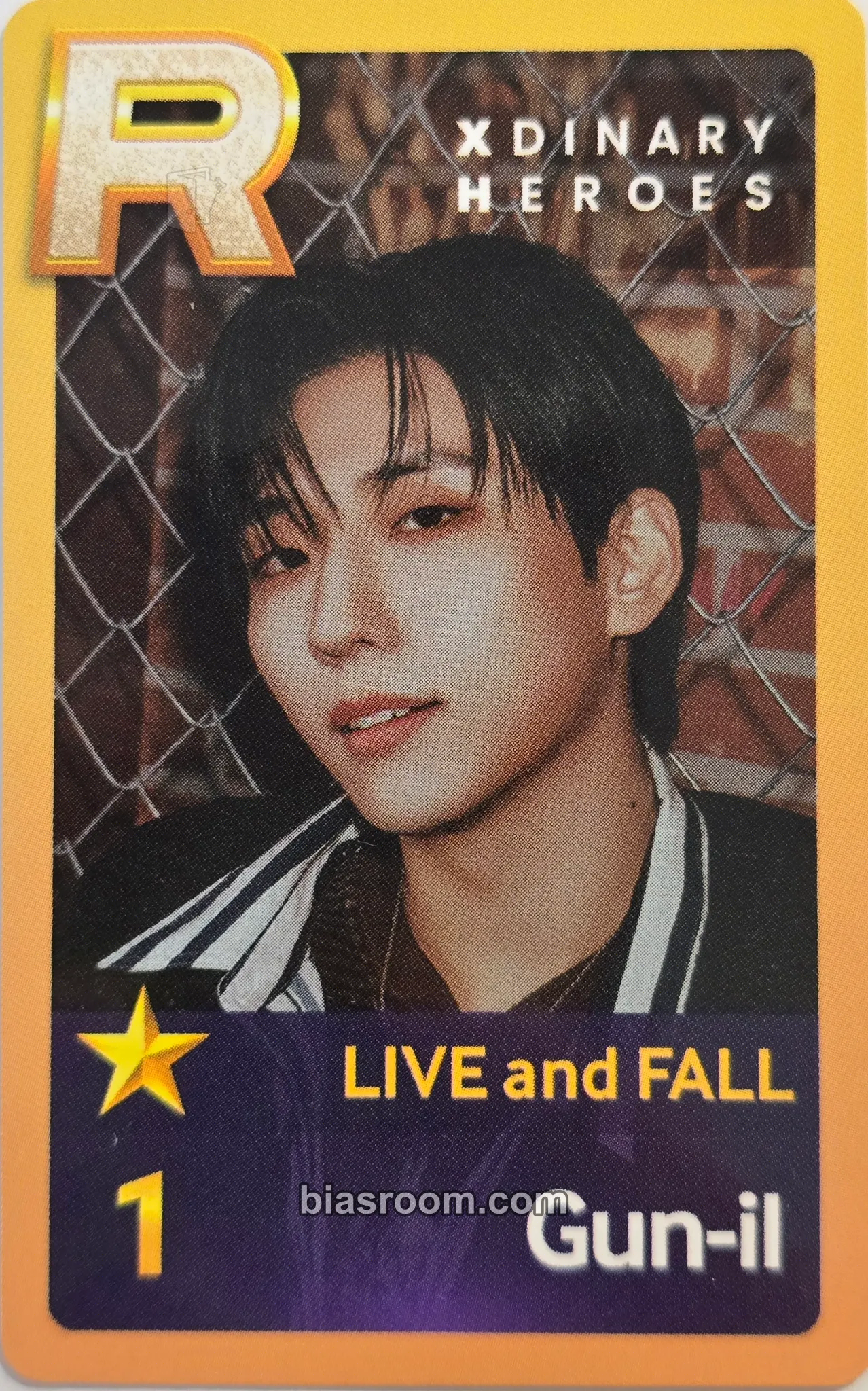 Gunil LIVE and FALL Seoul Photocard - Xdinary Heroes - Xdinary Heroes K-pop photocard