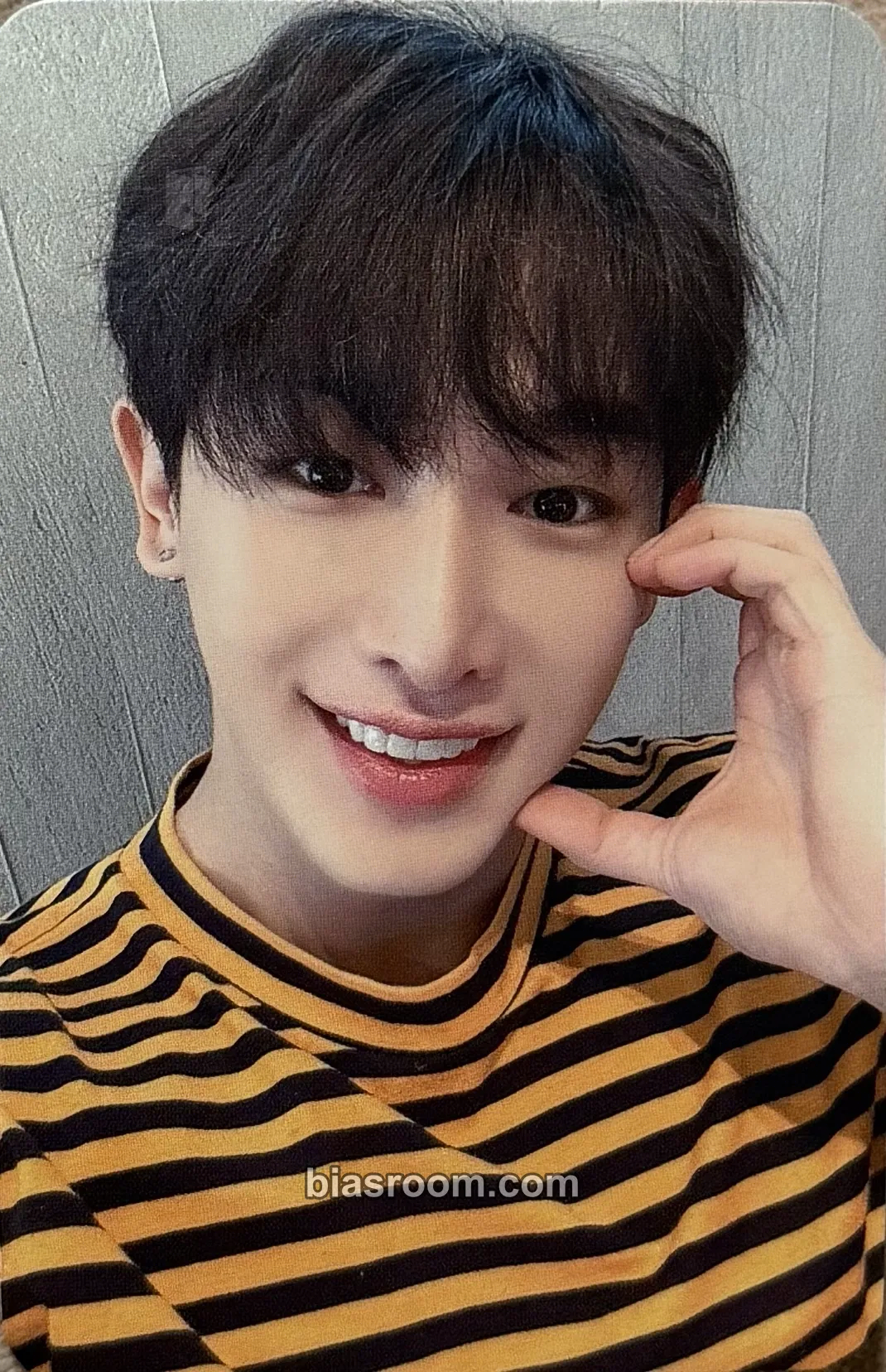 Wonho Bittersweet Photocard - Wonho K-pop photocard