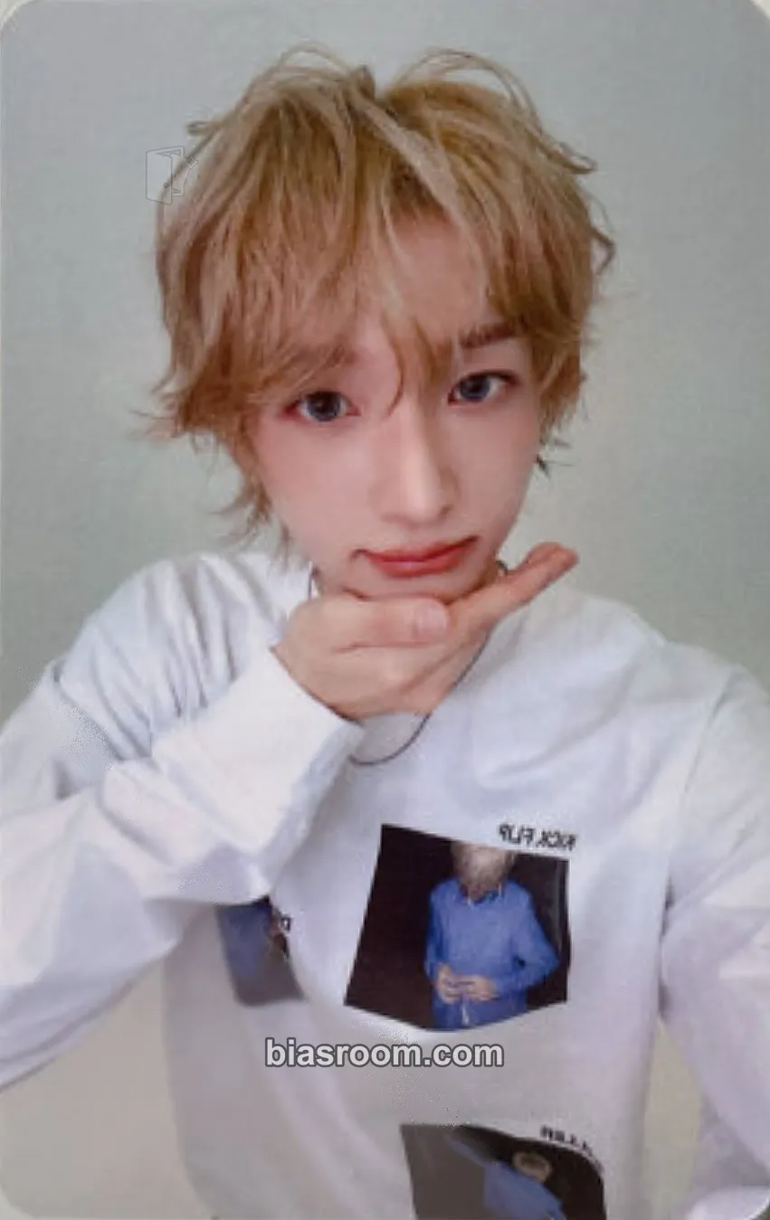 Donghwa CAVISH x Kickflip Donghwa “My First Pic” Photocard - KickFlip - KickFlip K-pop photocard