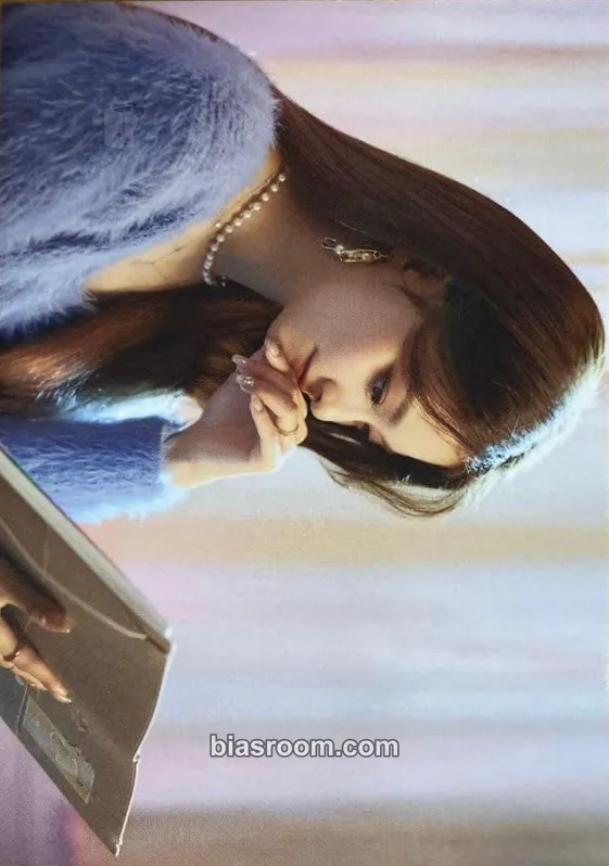 Nagyung Midnight Guest Photocard - fromis_9 - fromis_9 K-pop photocard