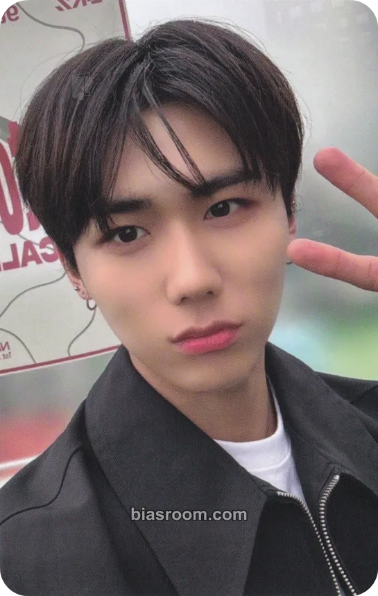 Juone Good to You (NINE to SIX) Photocard - DKZ - DKZ K-pop photocard