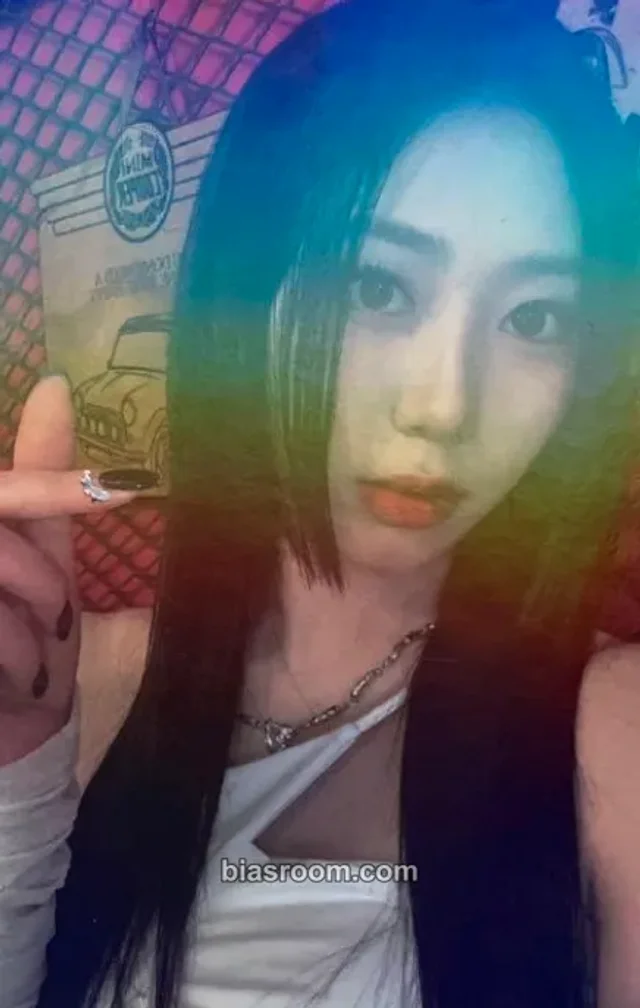 ILY:1 - Elva - I My Me Mine Event in Japan Event trading card event holographic (hologram)