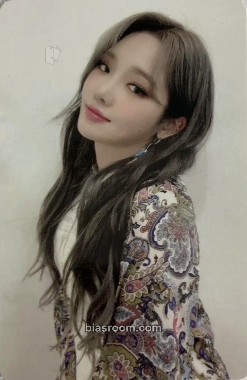 Jisun 9 Way Ticket Photocard - fromis_9 - fromis_9 K-pop photocard