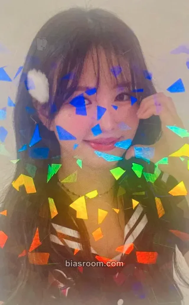 ILY:1 - Hana - New Chapter Album fclive event trading card calendar version holographic (hologram)