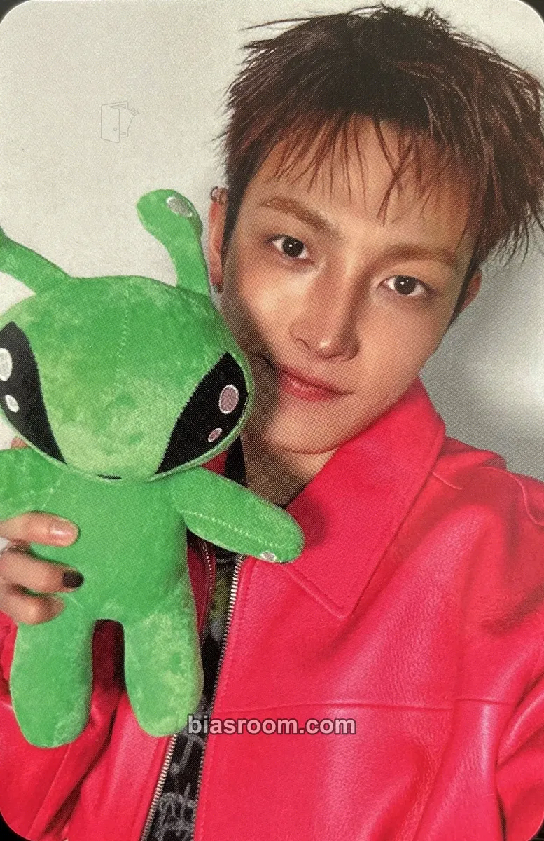 Hongjoong GOLDEN HOUR : Part.5 Photocard - ATEEZ - ATEEZ K-pop photocard