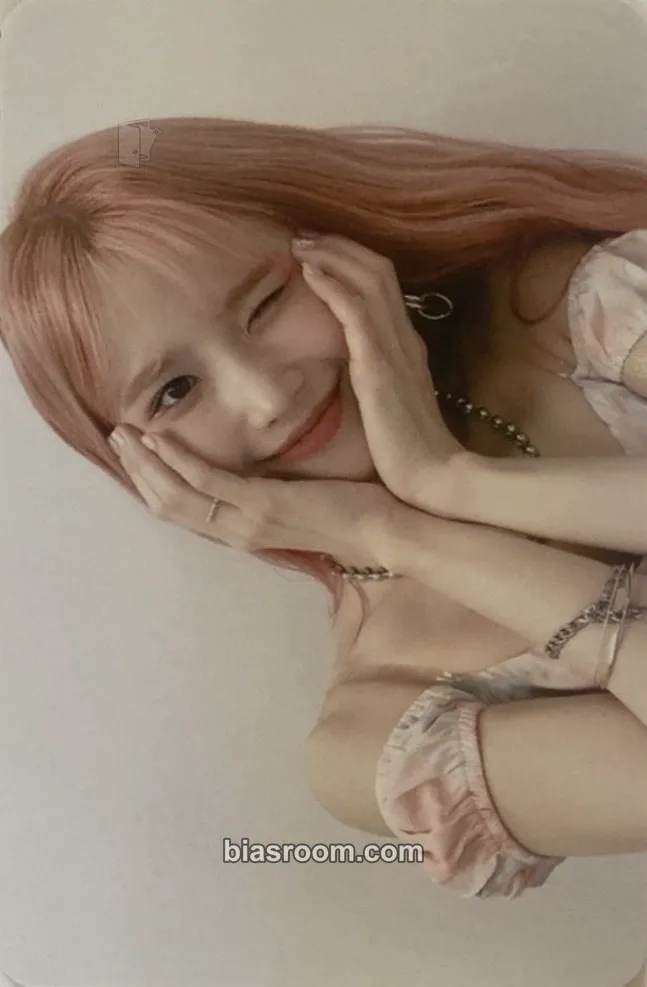 Hayoung My Little Society Photocard - fromis_9 - fromis_9 K-pop photocard