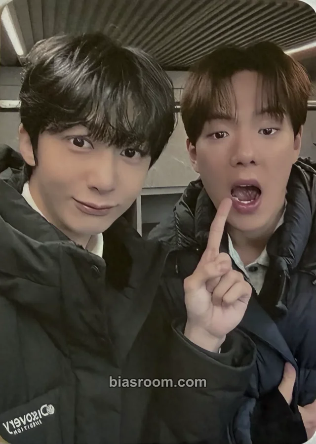 MONSTA X - Shownu & Hyungwon - Shownu X Hyungwon "Play with Me" fanmeeting in Shanghai Event fan meeting entrance / attendance benefit