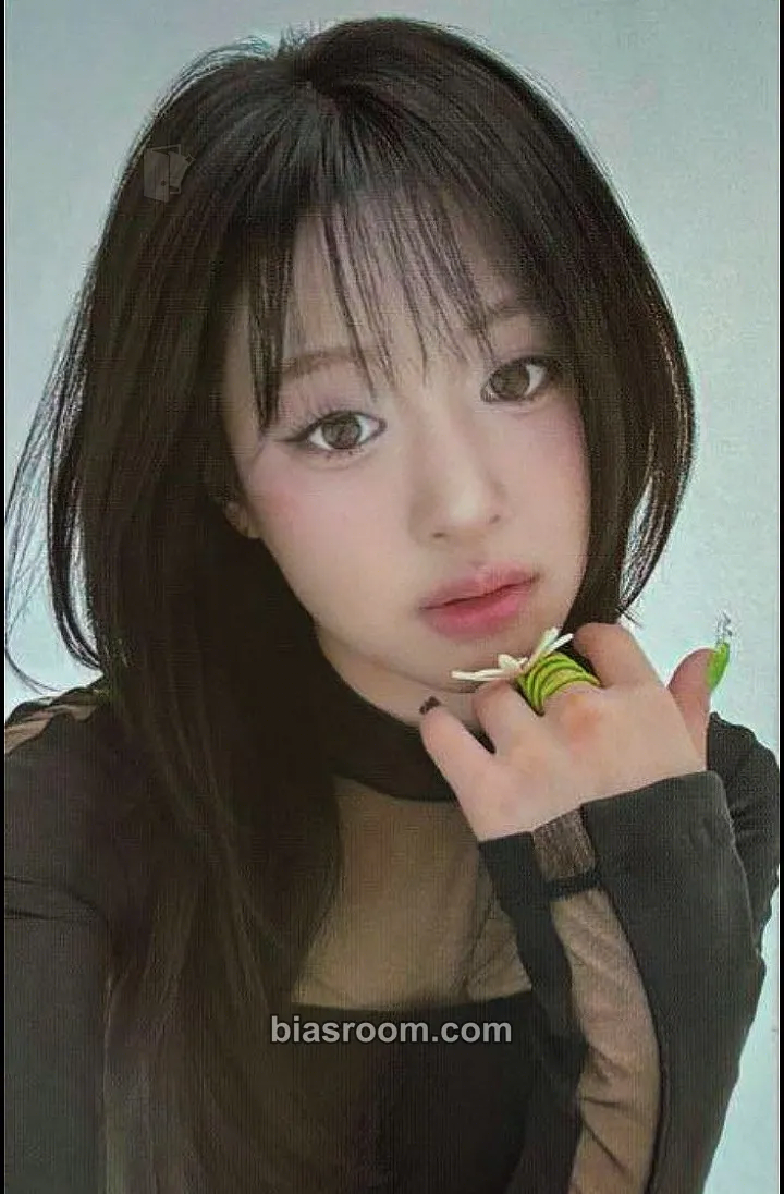Ahyeon CHOOM World Tour Photocard - BABYMONSTER - BABYMONSTER K-pop photocard