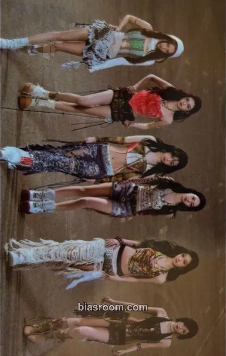 CHOOM World Tour Photocard - BABYMONSTER - BABYMONSTER K-pop photocard