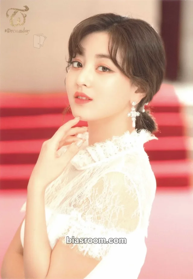 TWICE - Jihyo - Dome Tour #DreamDay - Japan 2019 Event japan merch postcard trading card
