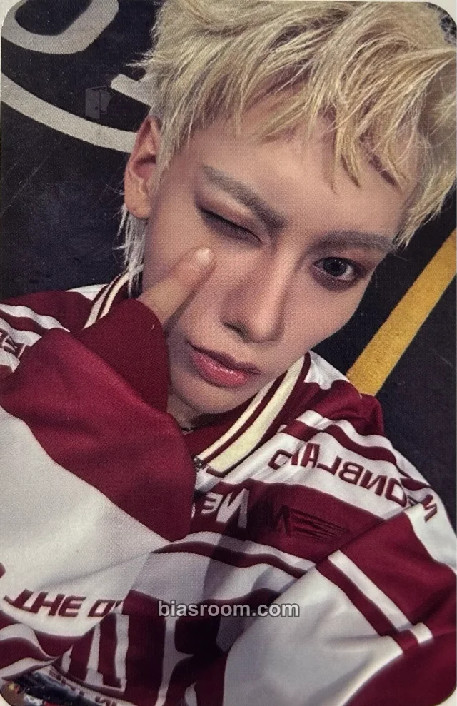 WAKER - Sebum - In Elixir: Spellbound Album album photocard burn like that? version
