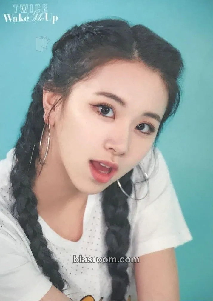 TWICE 
