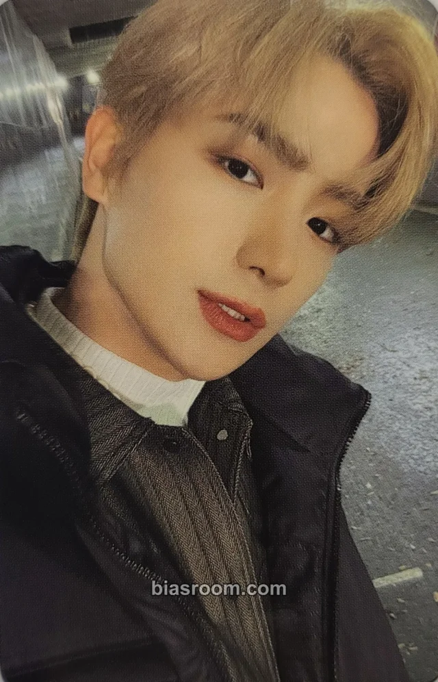 THE BOYZ - Hyunjae - Be Awake Album album photocard jewel case version