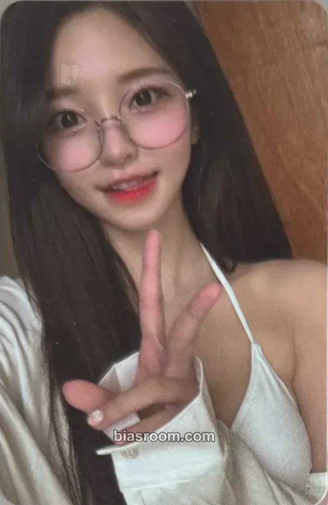 Park Min Jung - Park Min Jung - Bunny Bunny Album album photocard