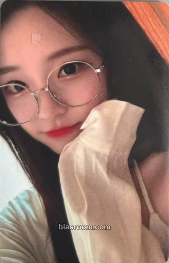 Park Min Jung Bunny Bunny Photocard - Park Min Jung K-pop photocard