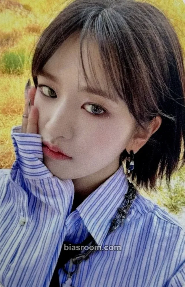 IVE - Yujin - I've Mine Album broadcast