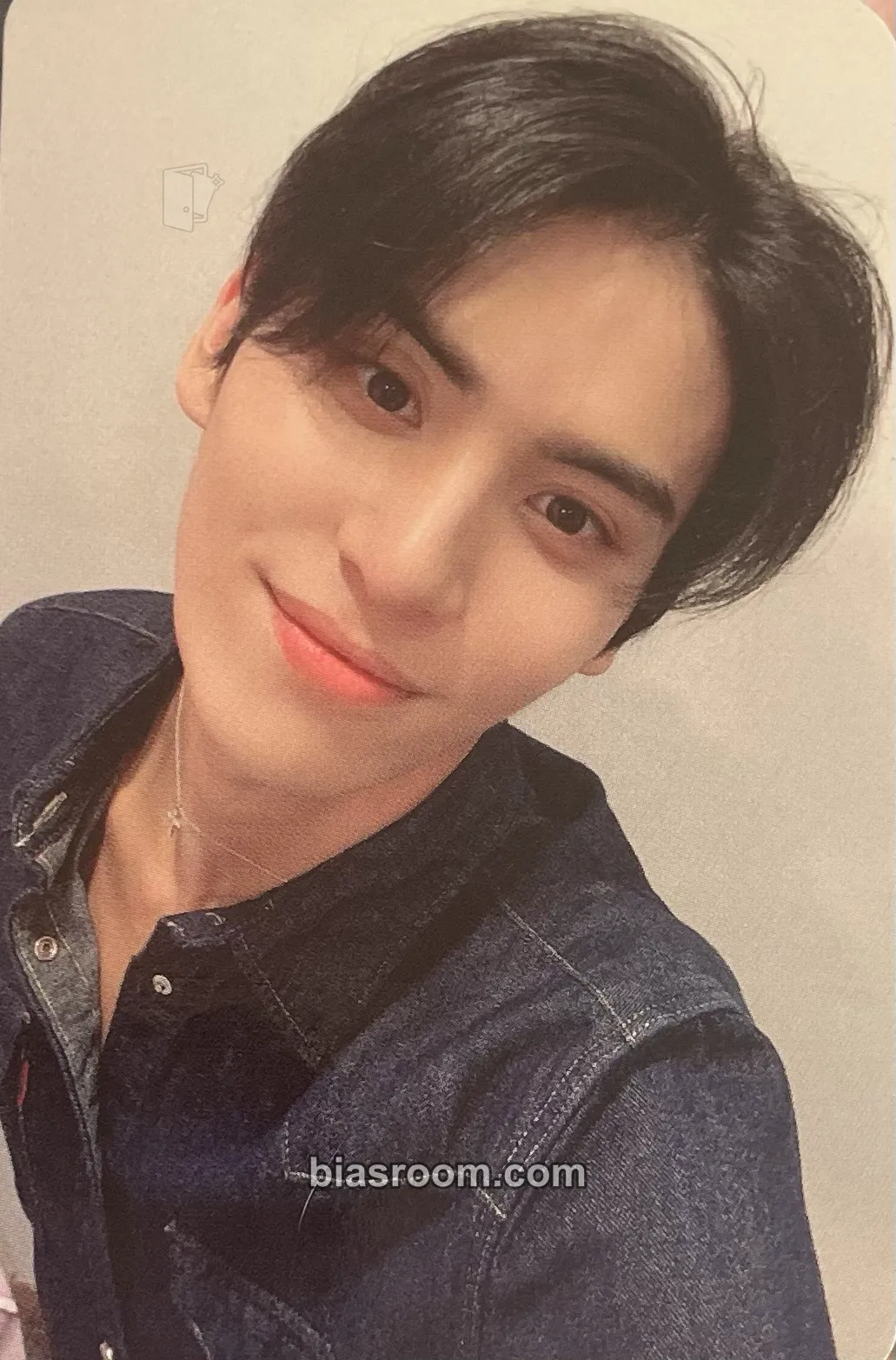 Yoo Taeyang TURN OVER Photocard - SF9 - SF9 K-pop photocard