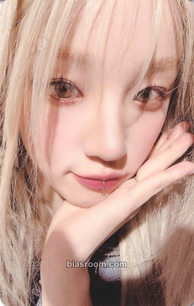 Yuqi YUQ1 Photocard - i-dle - i-dle K-pop photocard