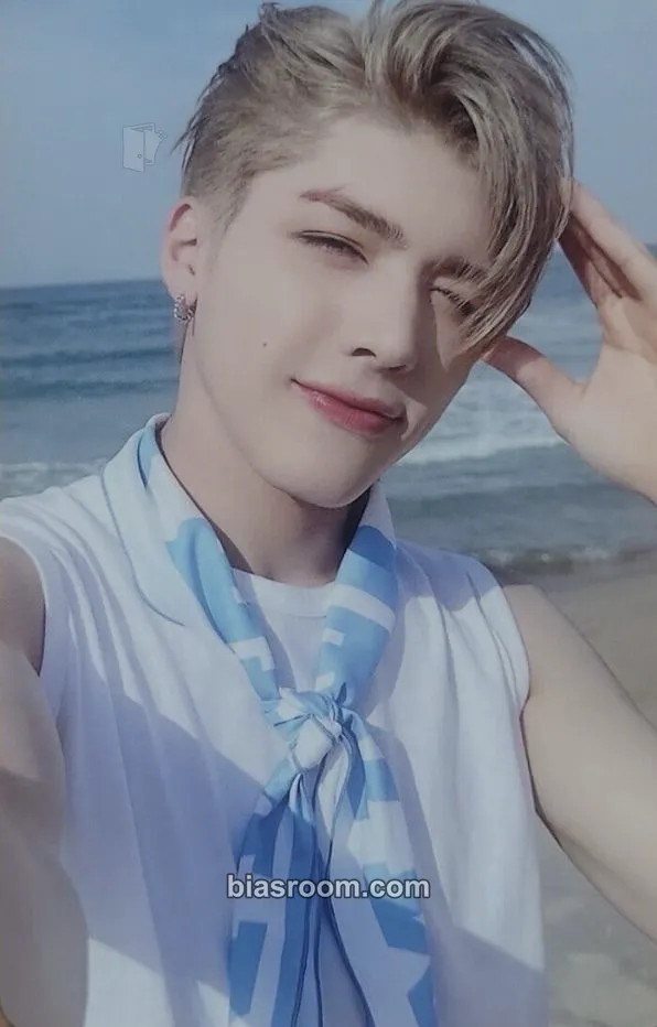 Maki Aoarashi Photocard - &TEAM - &TEAM K-pop photocard