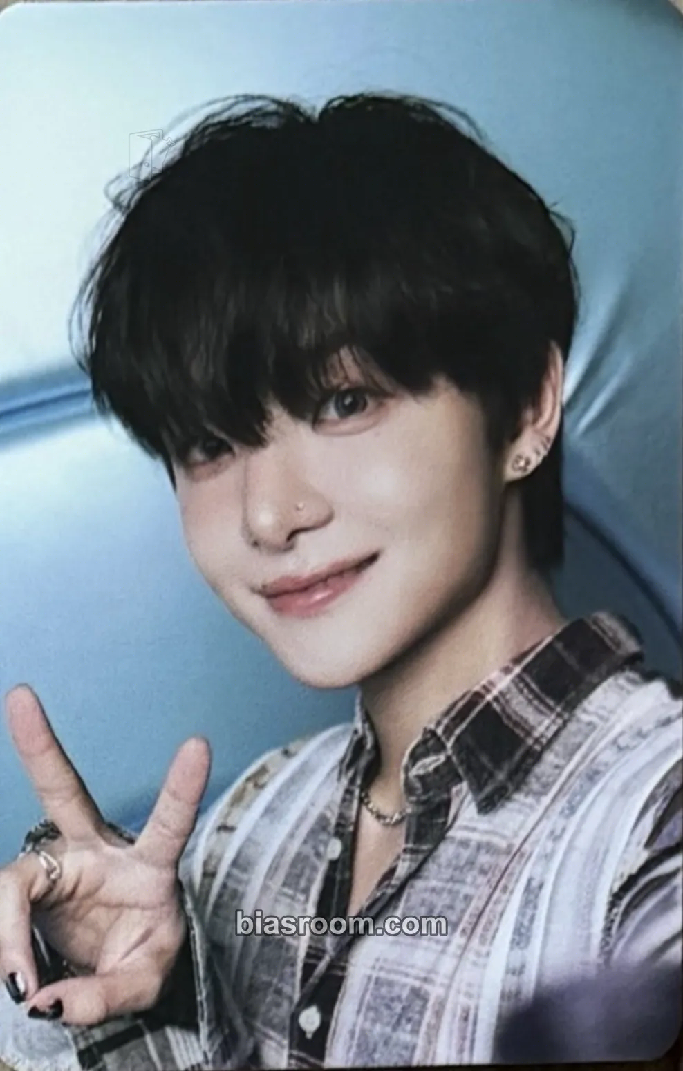 Jihoon TREASURE x Crocs Photocard - TREASURE - TREASURE K-pop photocard