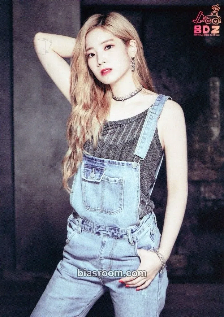 Dahyun 1st Arena Tour 2018 ‘BDZ’ Photocard - TWICE - TWICE K-pop photocard
