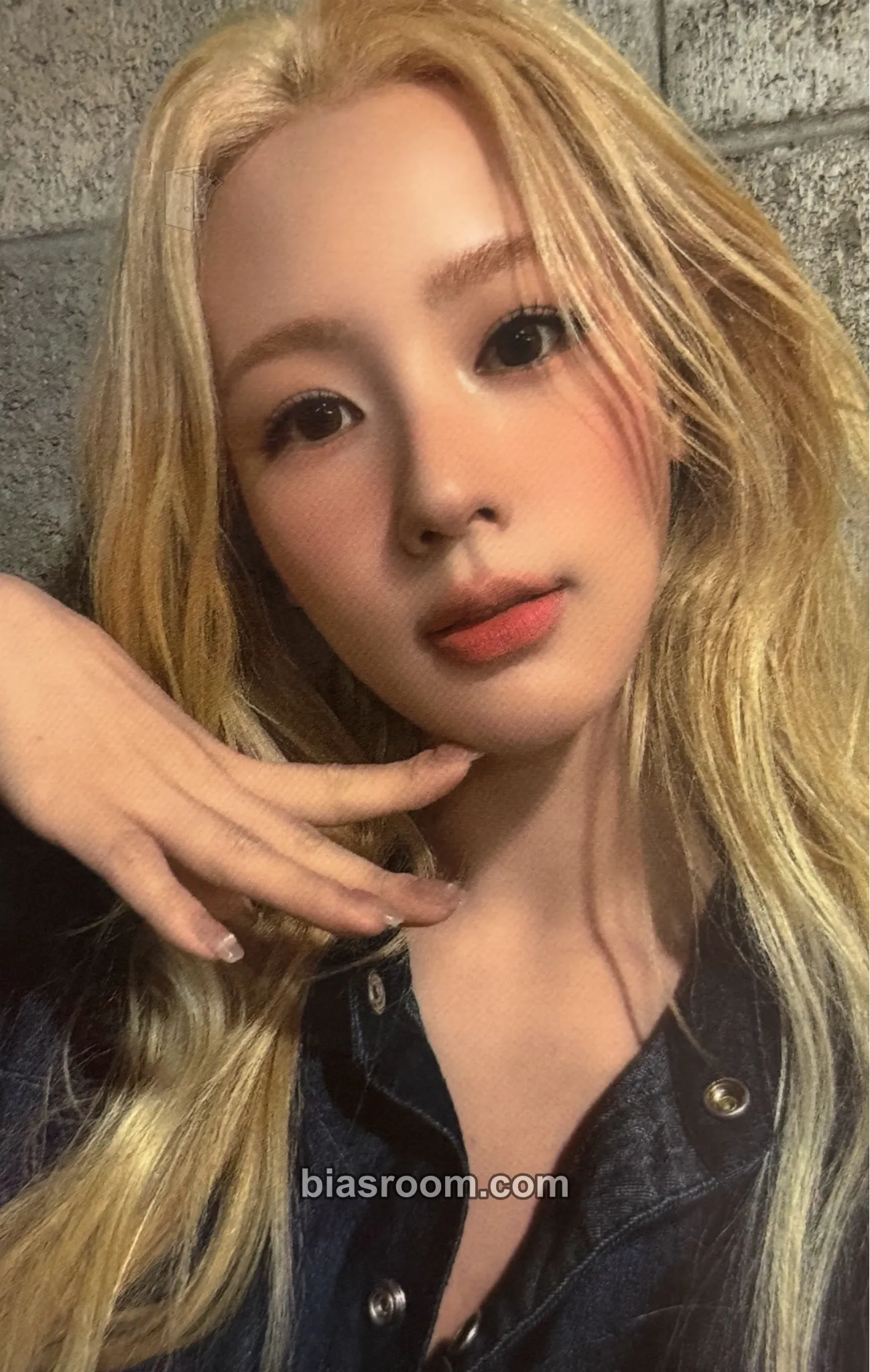 Miyeon Miyeon x SEEIN Magazine Photocard - i-dle - i-dle K-pop photocard