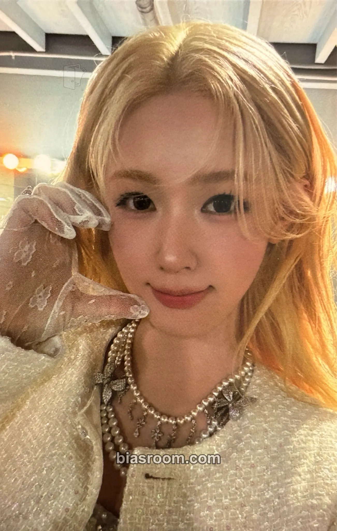 Miyeon Miyeon x SEEIN Magazine Photocard - i-dle - i-dle K-pop photocard