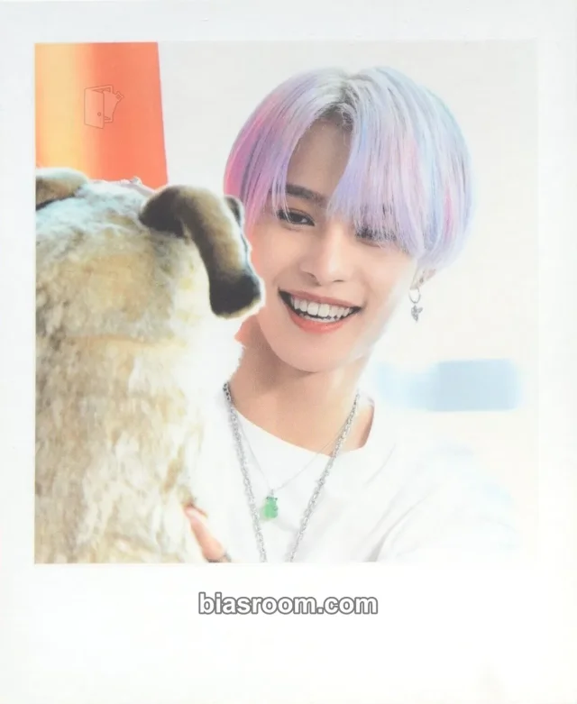 WayV - Yangyang - Unit MD Other luggage sticker merch inclusion polaroid non-standard size
