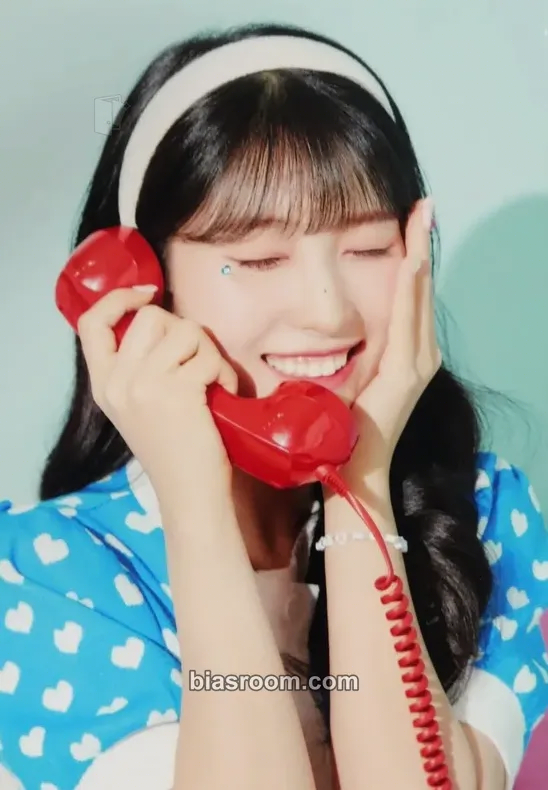 Sihyeon I ♡ Everglow Forever 1st Fan Club Kit Photocard - EVERGLOW - EVERGLOW K-pop photocard