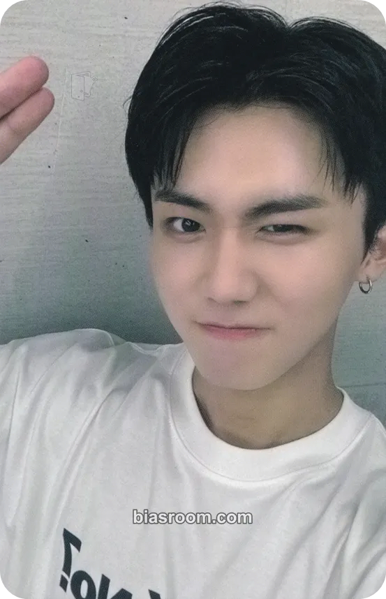 Juone Good to You (NINE to SIX) Photocard - DKZ - DKZ K-pop photocard