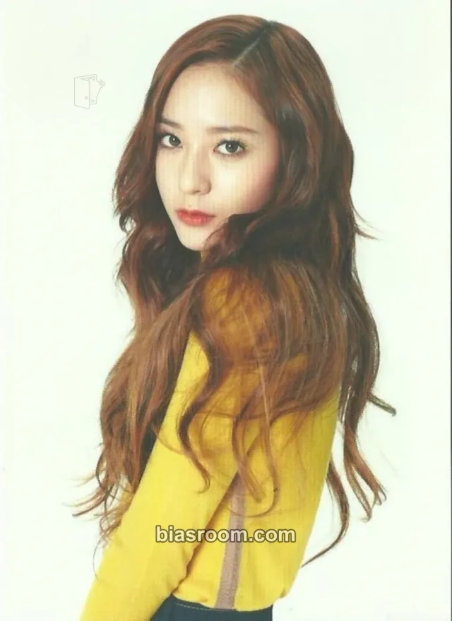 f(x) - Krystal - Dimension 4 – Docking Station Event tour merch postcard set