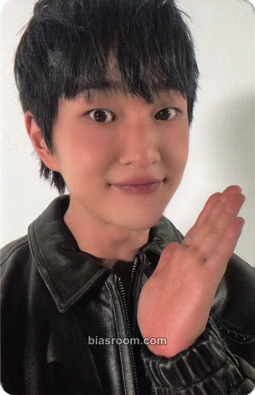Onew Onew 3rd EP FLOW Pop-up Store Photocard - SHINee - SHINee K-pop photocard