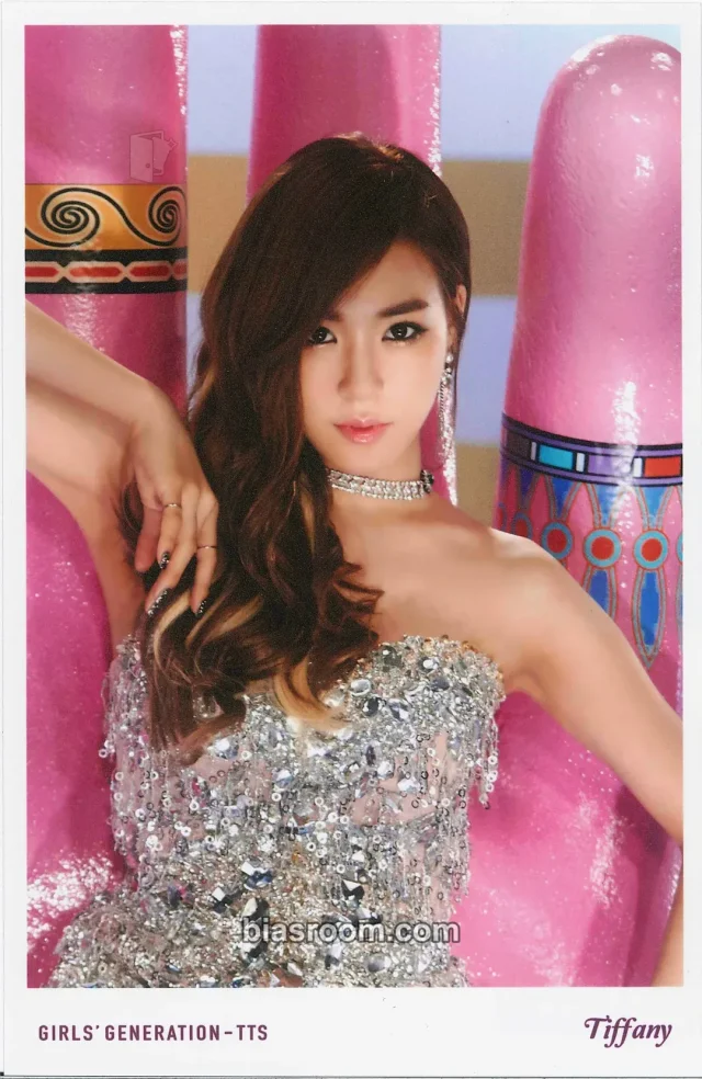 Girls' Generation - Tiffany - Holler Album photo set MV version