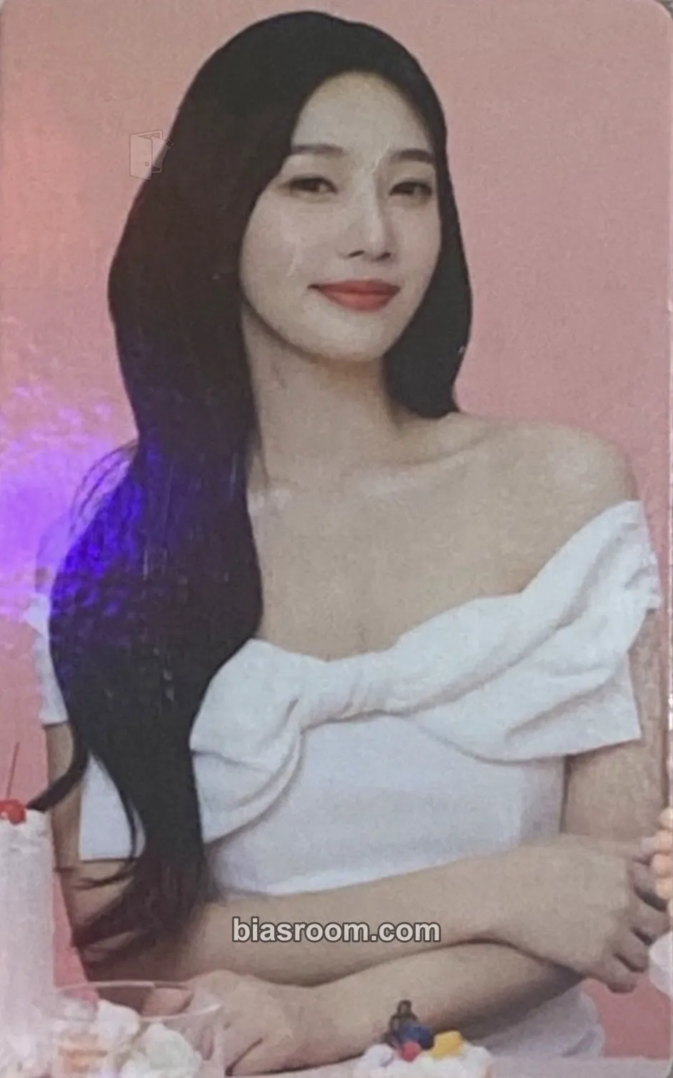 Joy AZARINE x Red Velvet Photocard - Red Velvet - Red Velvet K-pop photocard
