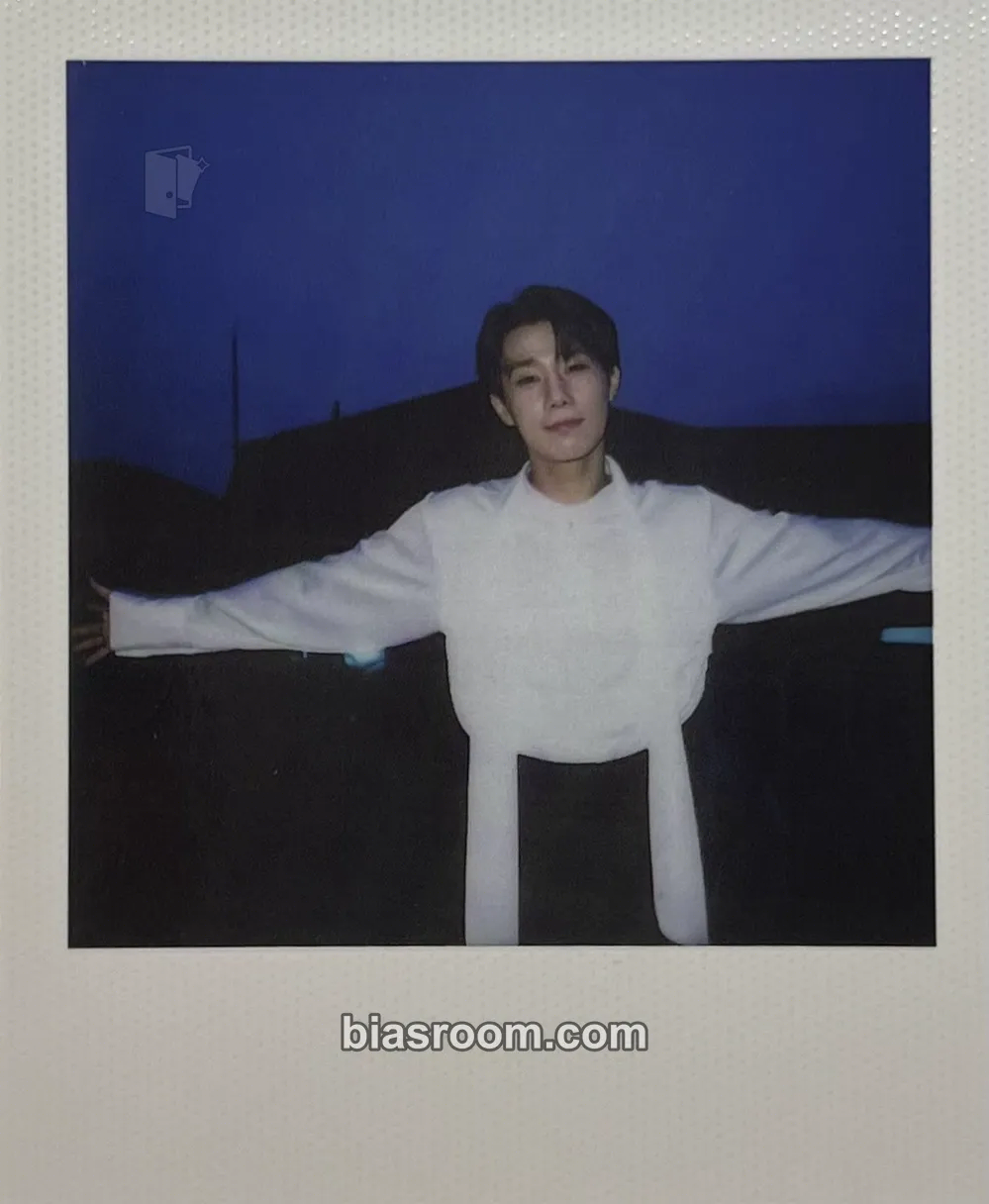 Sungkyu 2023 INFINITE CONCERT <COMEBACK AGAIN> Photocard - INFINITE - INFINITE K-pop photocard