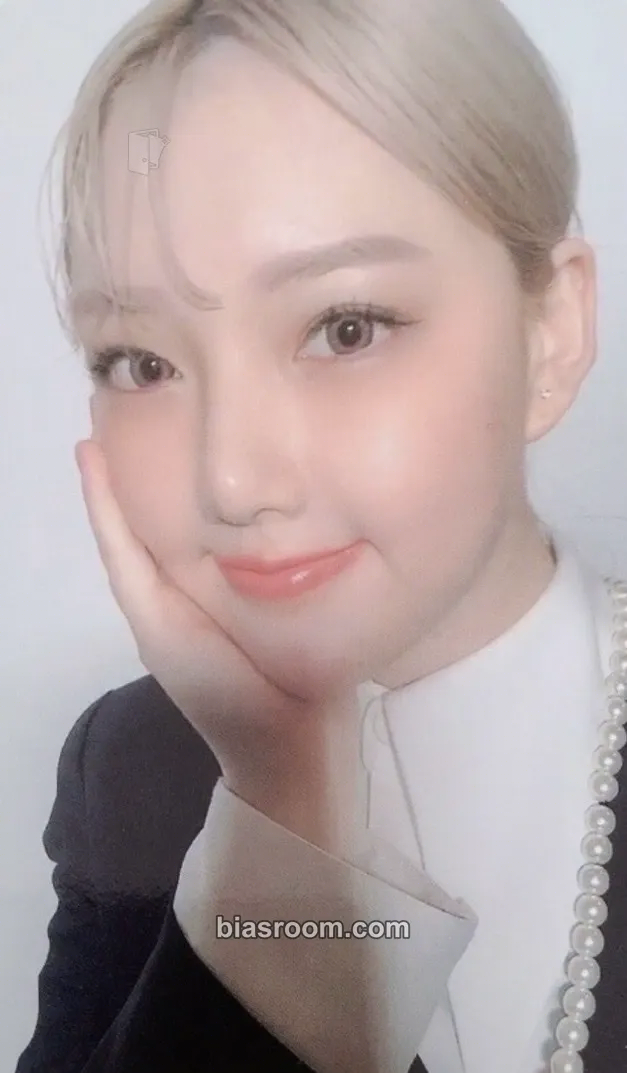 Yerin 回: Song of the Sirens Photocard - GFRIEND - GFRIEND K-pop photocard