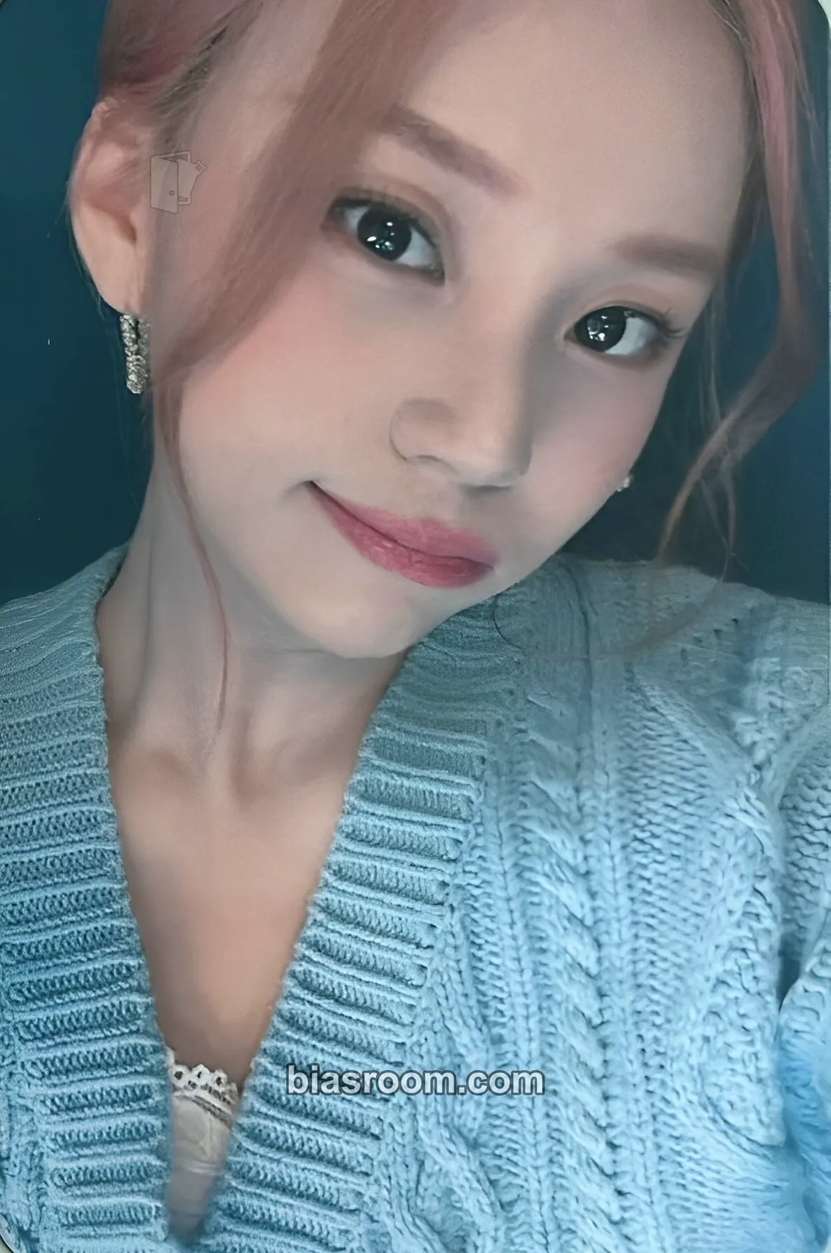 Umji A Vivacious Girls Club 2023 Season's Greetings Photocard - VIVIZ - VIVIZ K-pop photocard