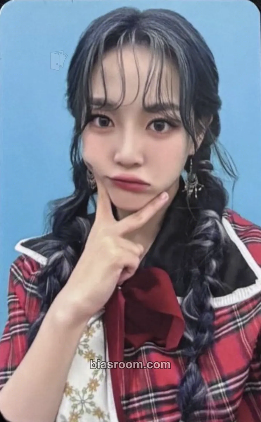 Sejeong Door Photocard - Kim Se-jeong - Kim Se-jeong K-pop photocard