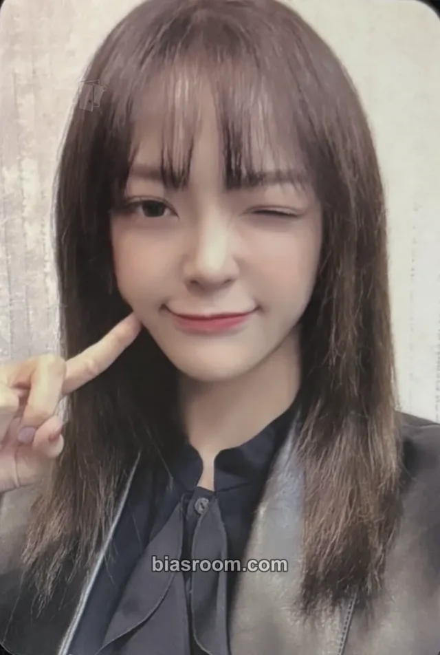 Sejeong Kim Se-jeong Door K-pop photocard