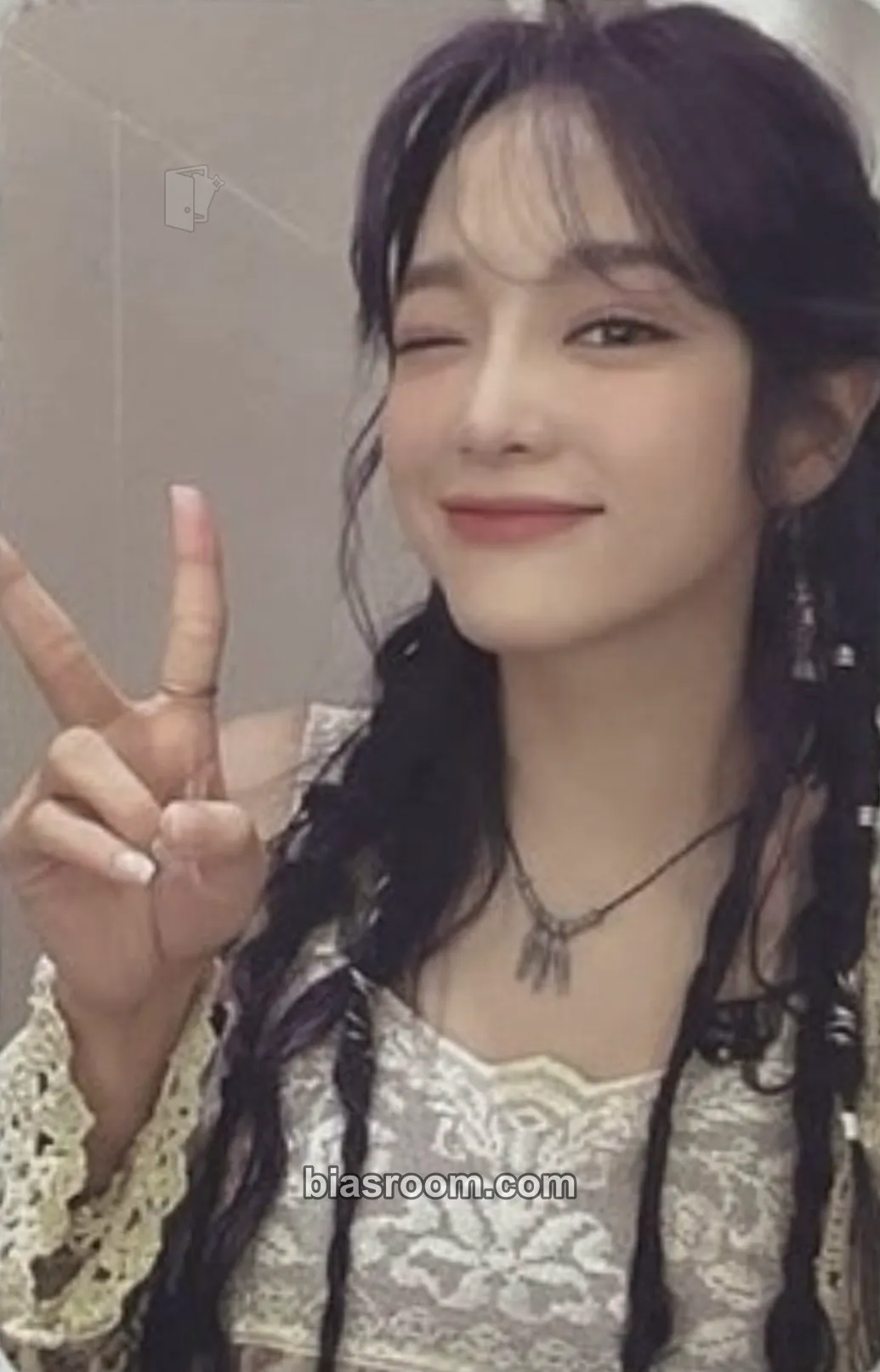 Sejeong Door Photocard - Kim Se-jeong - Kim Se-jeong K-pop photocard