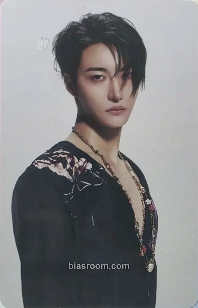 Seonghwa GOLDEN HOUR : Part.5 Photocard - ATEEZ - ATEEZ K-pop photocard