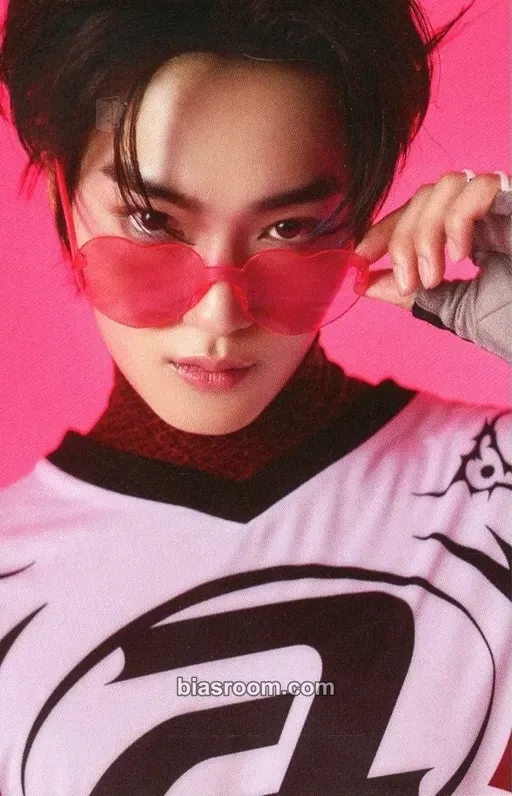 Taeyoung 5th Anniversary Photobook Photocard - CRAVITY - CRAVITY K-pop photocard