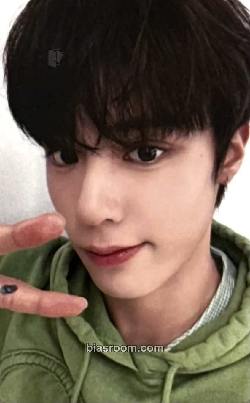 Fan NouerA 1st Fanmeeting in Japan 'Thank you MA1: Hello NouerA' Photocard - NouerA - NouerA K-pop photocard