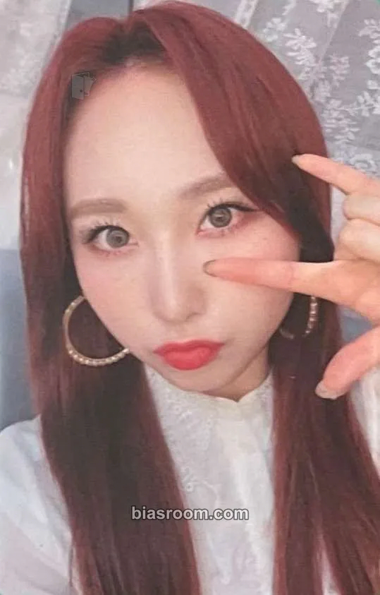 Juri Ring Ring Photocard - Rocket Punch - Rocket Punch K-pop photocard