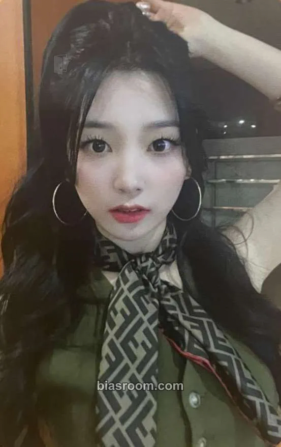 Yeonhee Ring Ring Photocard - Rocket Punch - Rocket Punch K-pop photocard