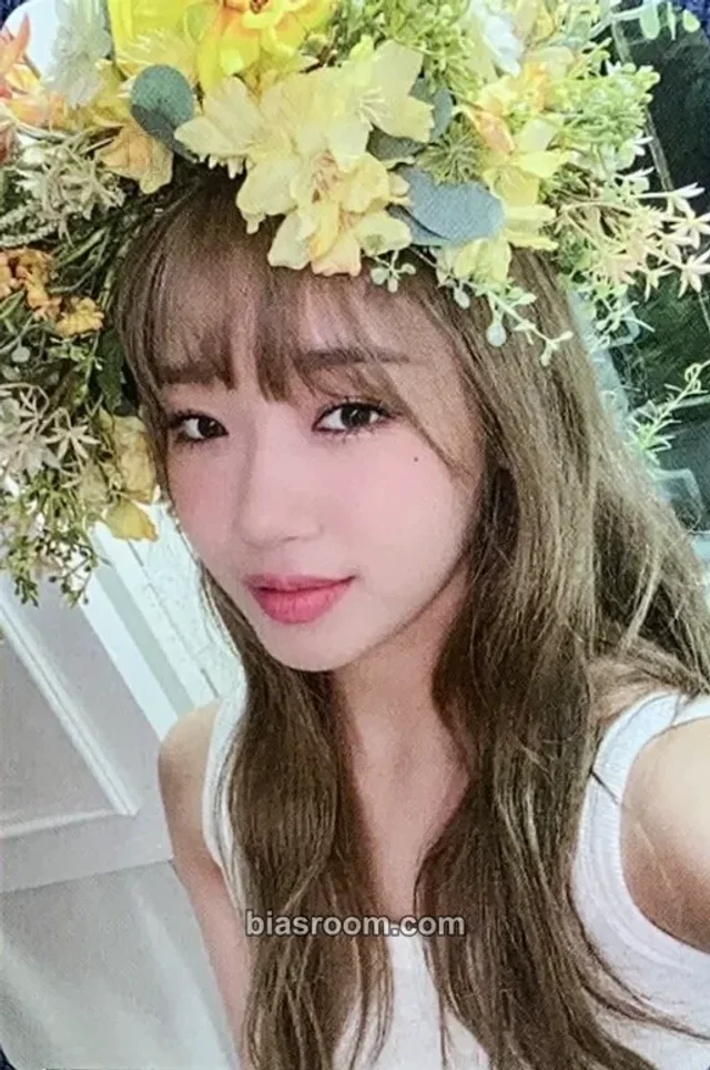 Choi Yoojung Choi Yoojung Sunflower K-pop photocard